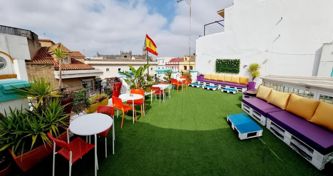 Rio Hostel Севилья Экстерьер фото