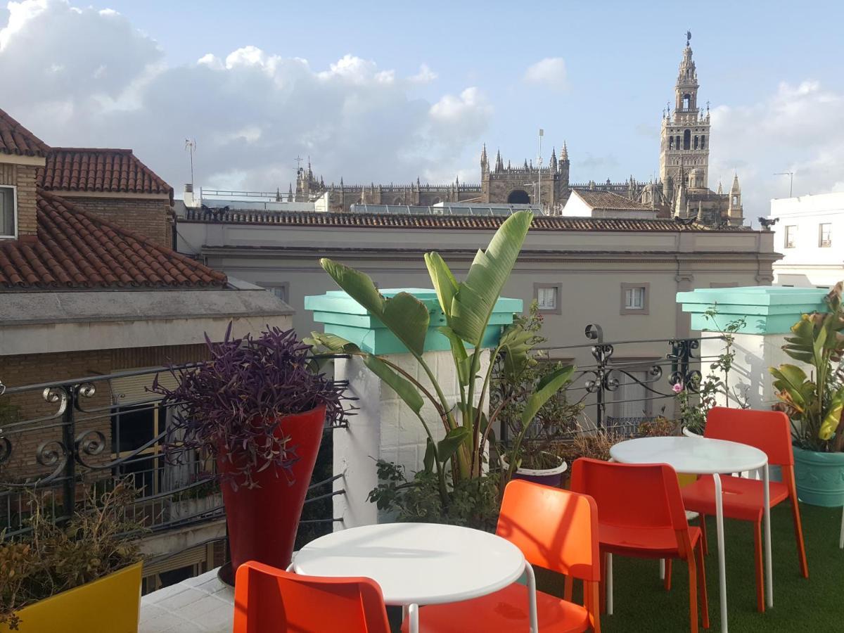 Rio Hostel Севилья Экстерьер фото