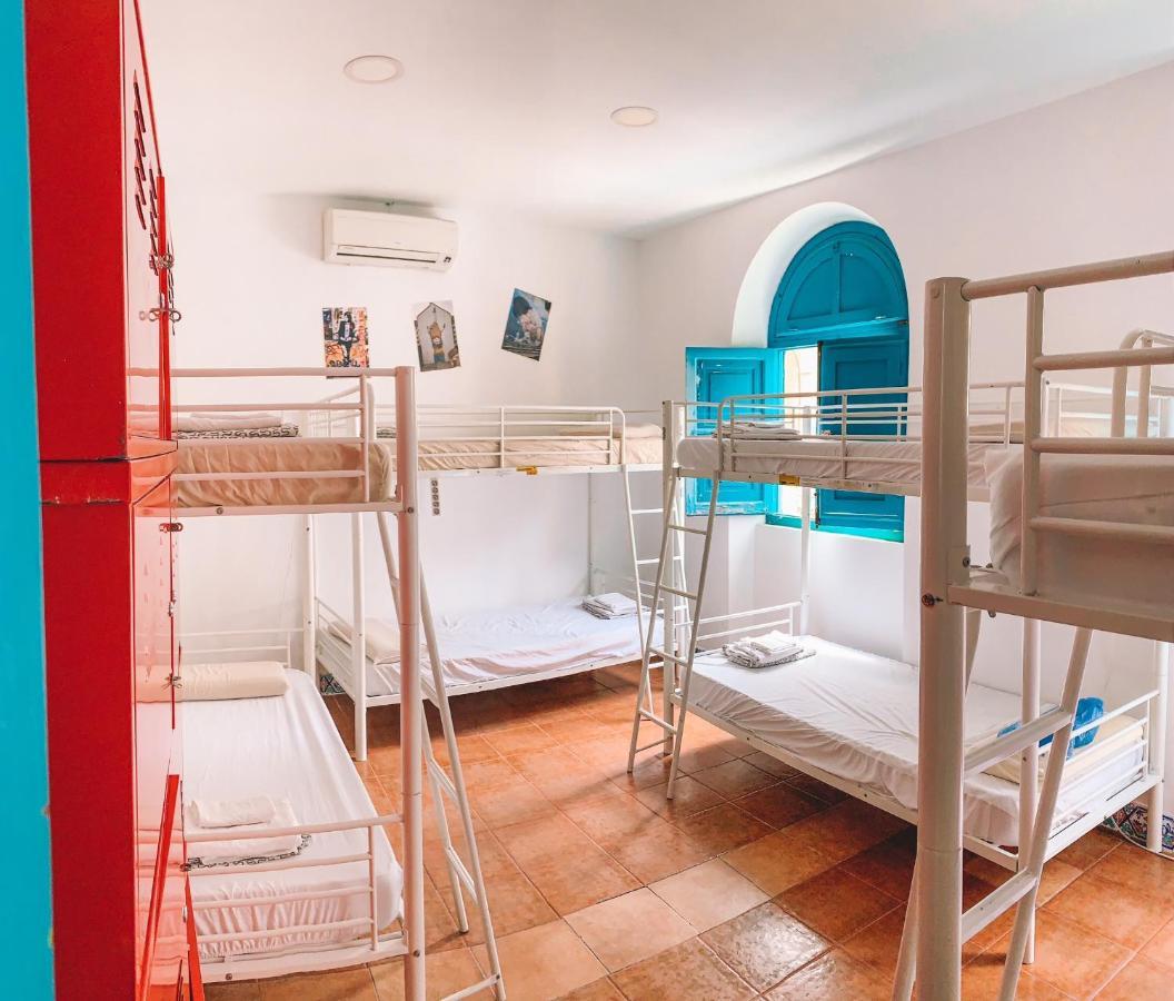 Rio Hostel Севилья Экстерьер фото