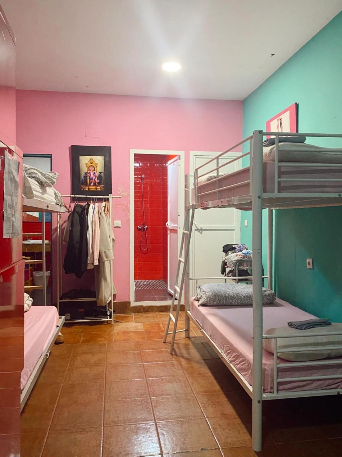Rio Hostel Севилья Экстерьер фото