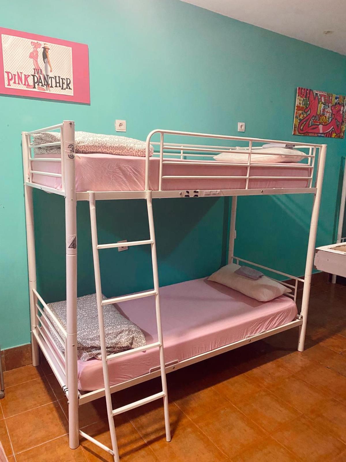 Rio Hostel Севилья Экстерьер фото