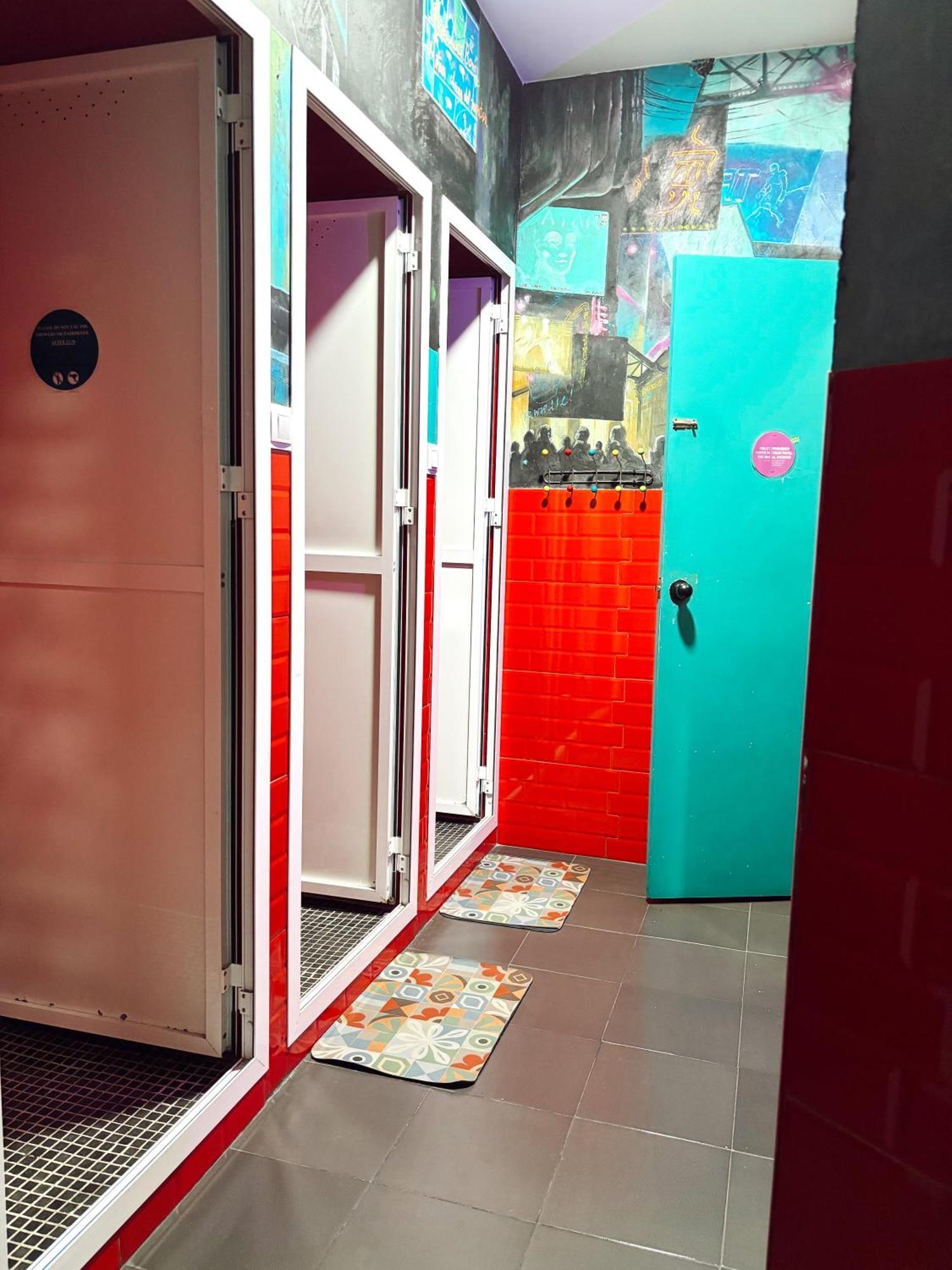 Rio Hostel Севилья Экстерьер фото