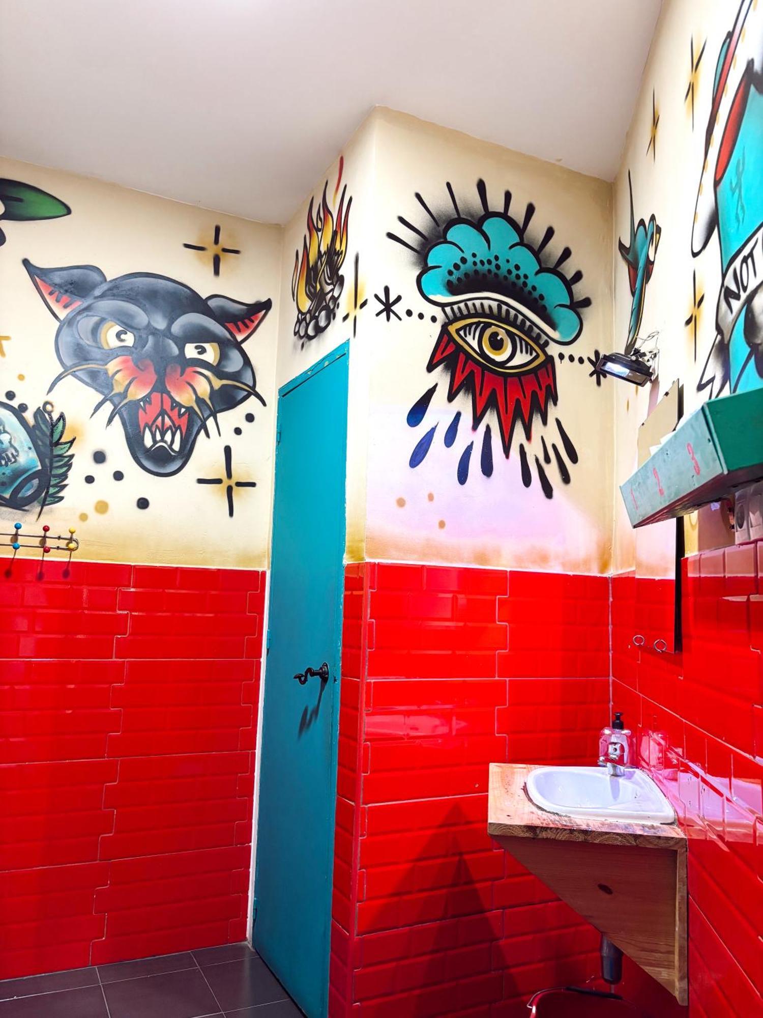 Rio Hostel Севилья Экстерьер фото