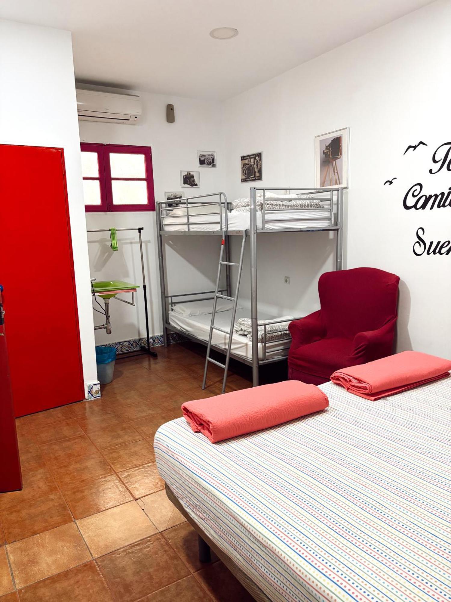 Rio Hostel Севилья Экстерьер фото