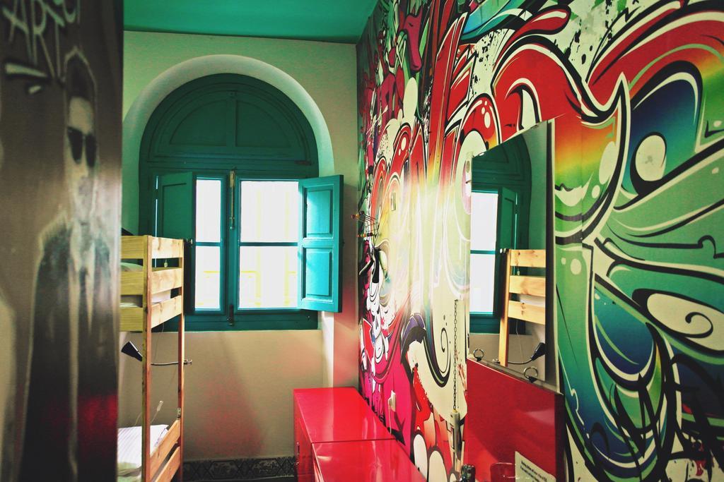 Sevilla Kitsch Hostel Art Экстерьер фото