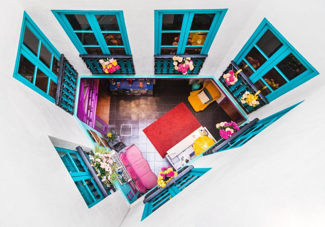 Rio Hostel Севилья Экстерьер фото